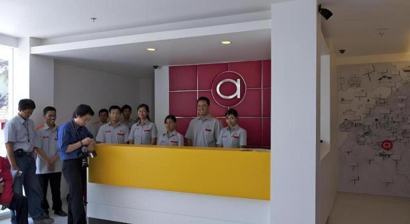 安汶艾玛利斯酒店 外观 照片